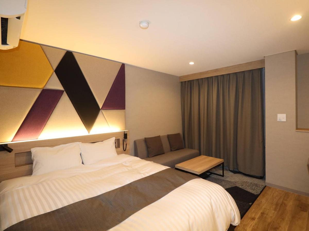Kohoku Hotel Цутиура Экстерьер фото